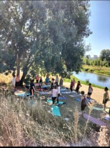 yoga tours plage anne gauby professeure